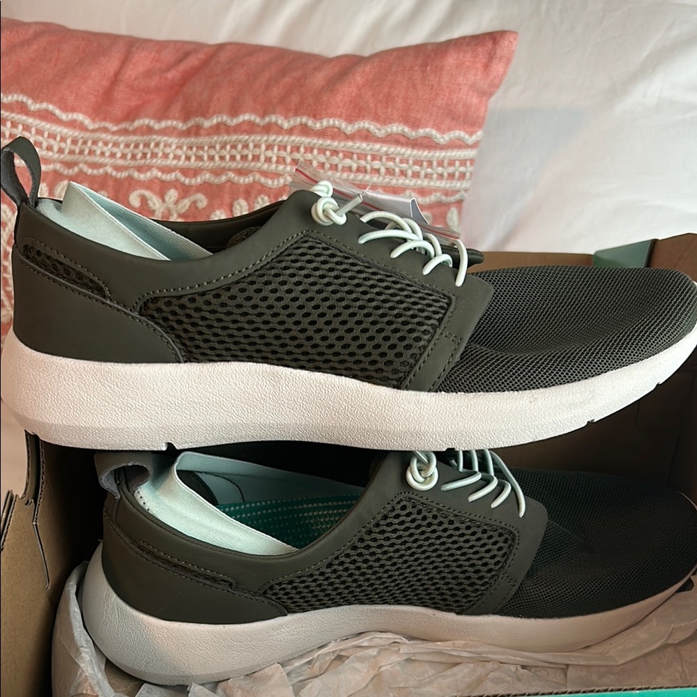 Green and White Mesh Sneakers